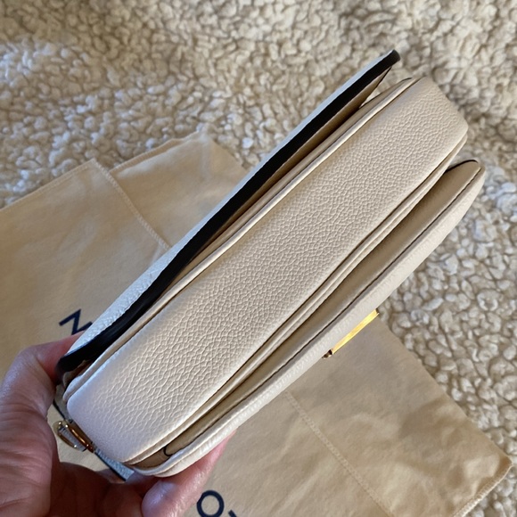 Louis Vuitton pochette metis east west - Picture 6 of 17